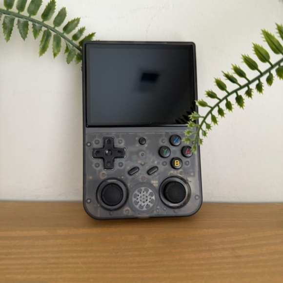 ANBERNIC  RG353VS Handheld Game Console 3.5' - Picture 3 of 3